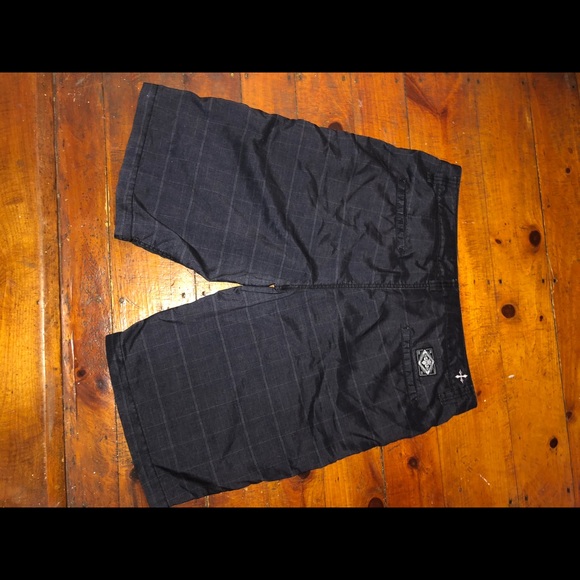 Affliction shorts - Picture 3 of 4